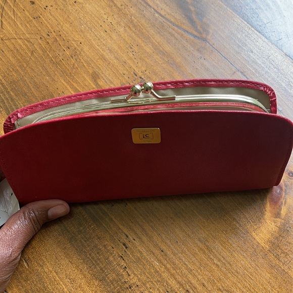 Liz Claiborne wallet - Picture 5 of 7